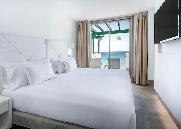 Hotel Barcelo Teguise - Adults Only 4*