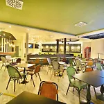 巴塞罗特吉塞海滩酒店 - 仅限成人 酒店 科斯塔特吉塞
