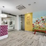 巴塞罗特吉塞海滩酒店 - 仅限成人 4*