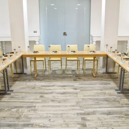 巴塞罗特吉塞海滩酒店 - 仅限成人