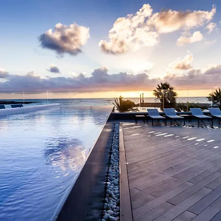 酒店 巴塞罗特吉塞海滩酒店 - 仅限成人 4*